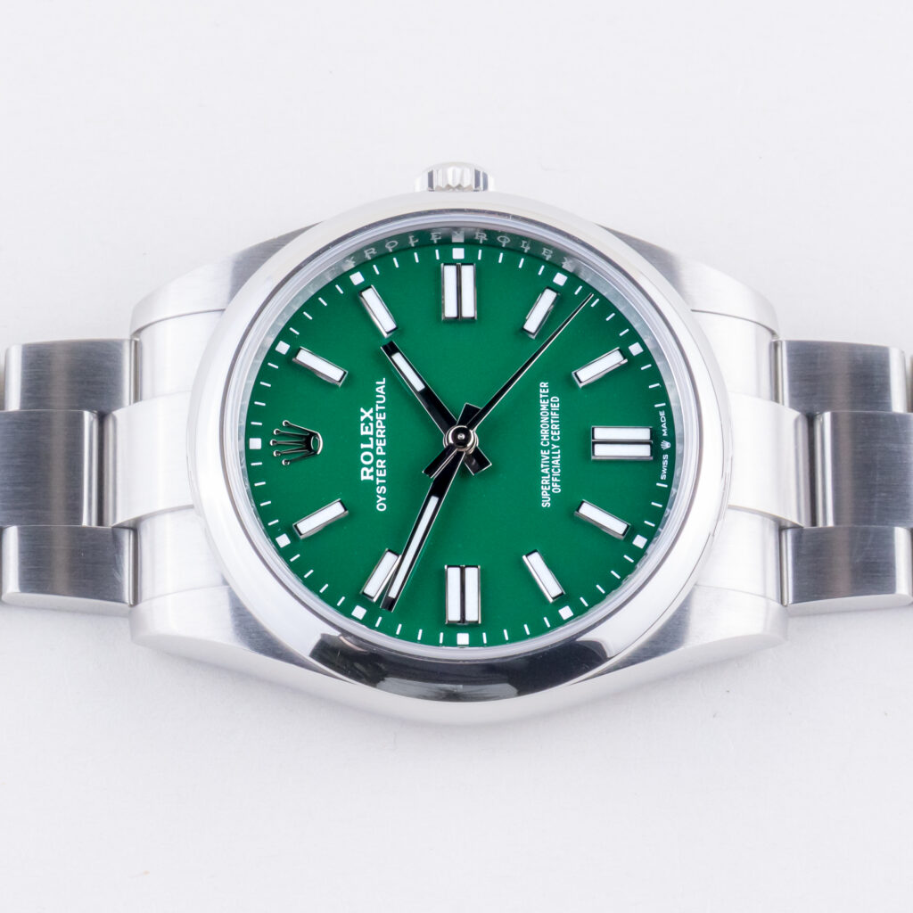 rolex-oyster-perpetual-124300-10