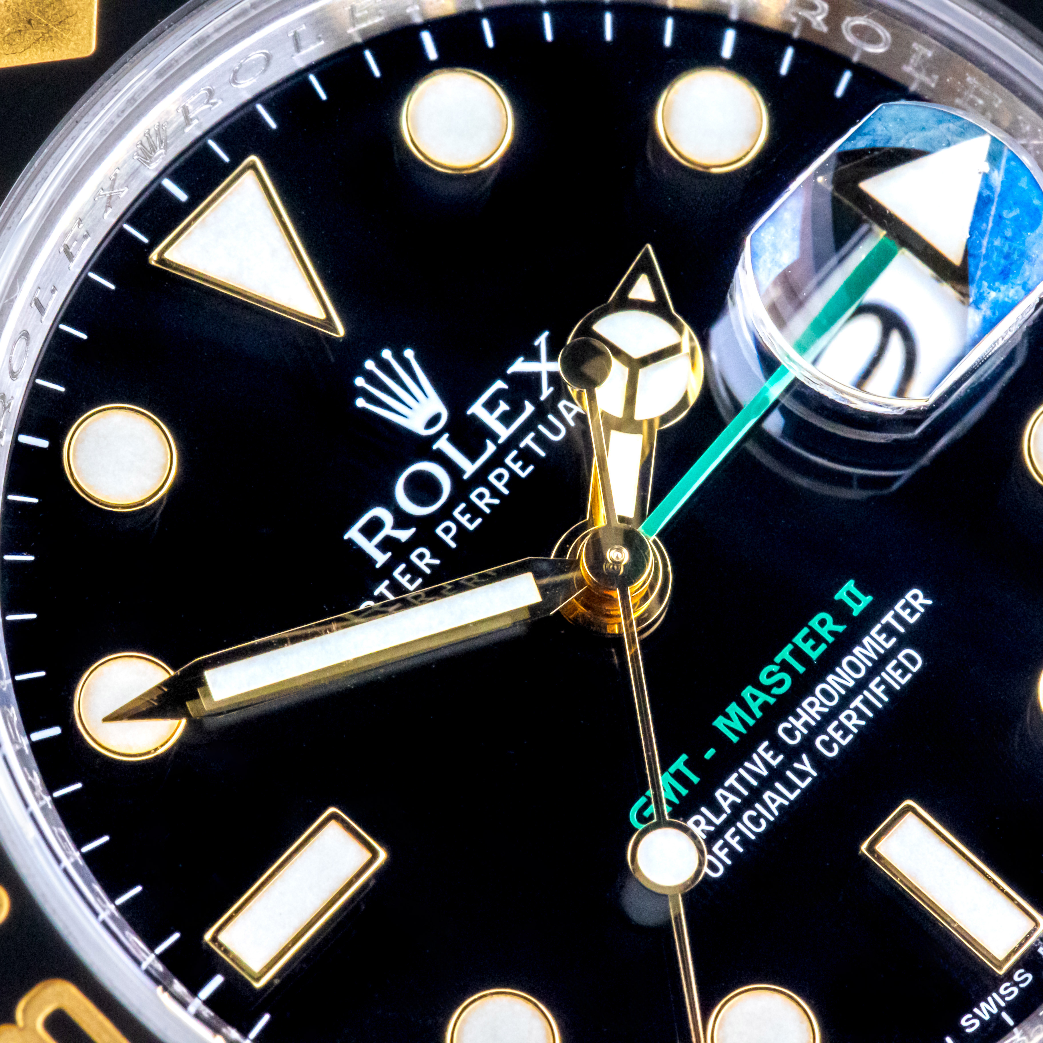 Rolex GMT-Master II Black 116713LN 2013 (Full Set) 2 2E0B3670 1CG 3M