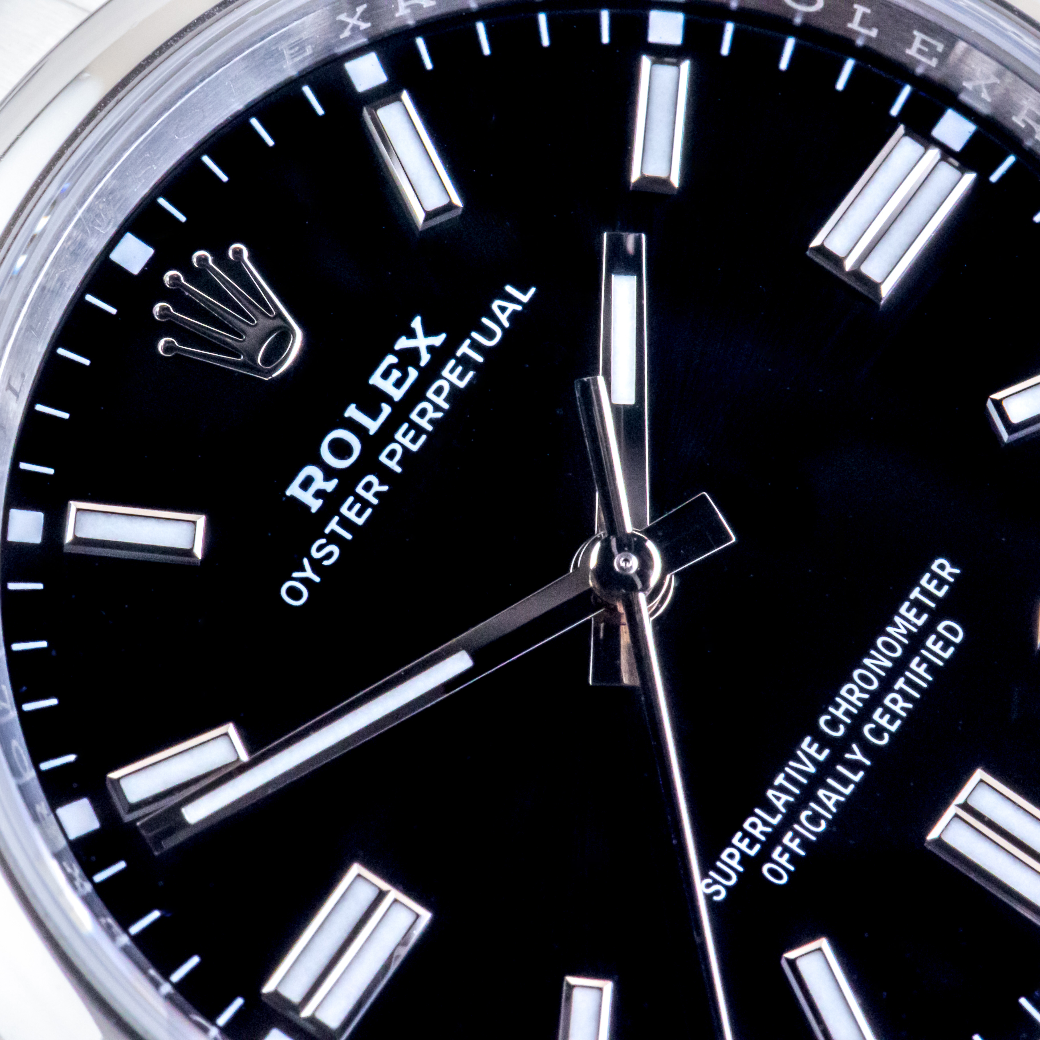 Rolex Oyster Perpetual Black 126000 2024 (Full Set) 2 2E0B4645 1CG 3M