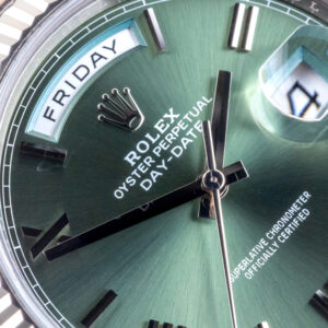 Rolex Day-Date 40 Olive 228239 2022 (Full Set) 9 2E0B4708 1CG 3M