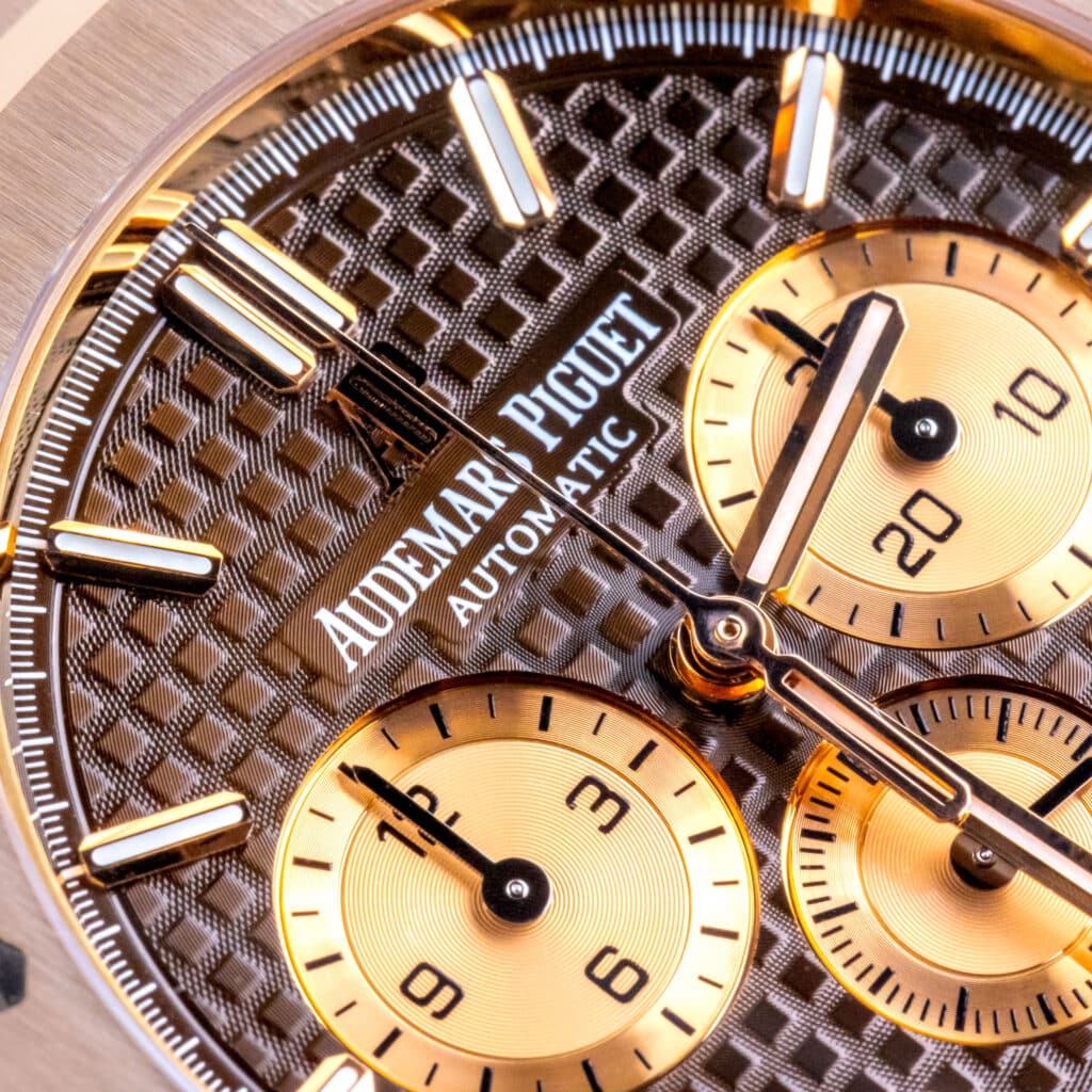 Alternative view of Audemars Piguet Royal Oak Chocolate 26331OR 2017 (Volledige Set)