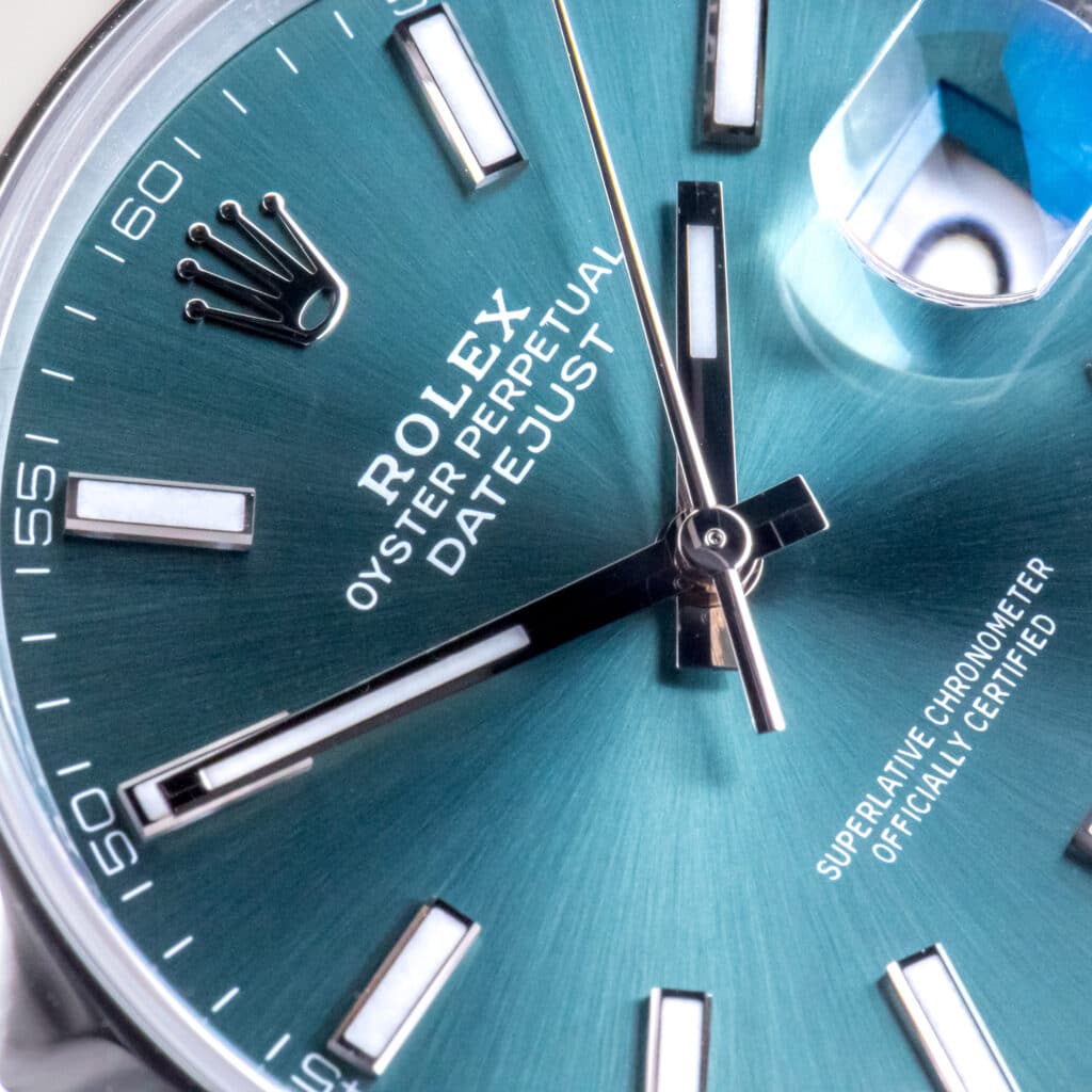 rolex-datejust-126300-17