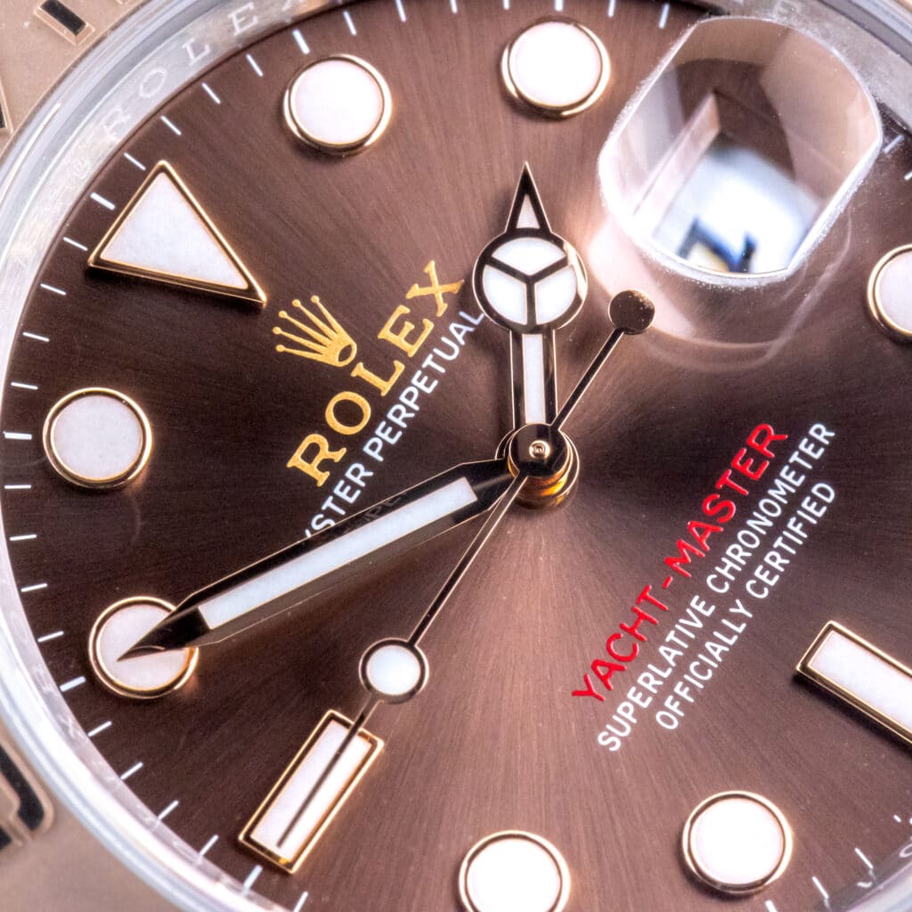 Alternative view of NEW Rolex Yacht-Master 40 Chocolate 126621 2026 (Volledige Set)