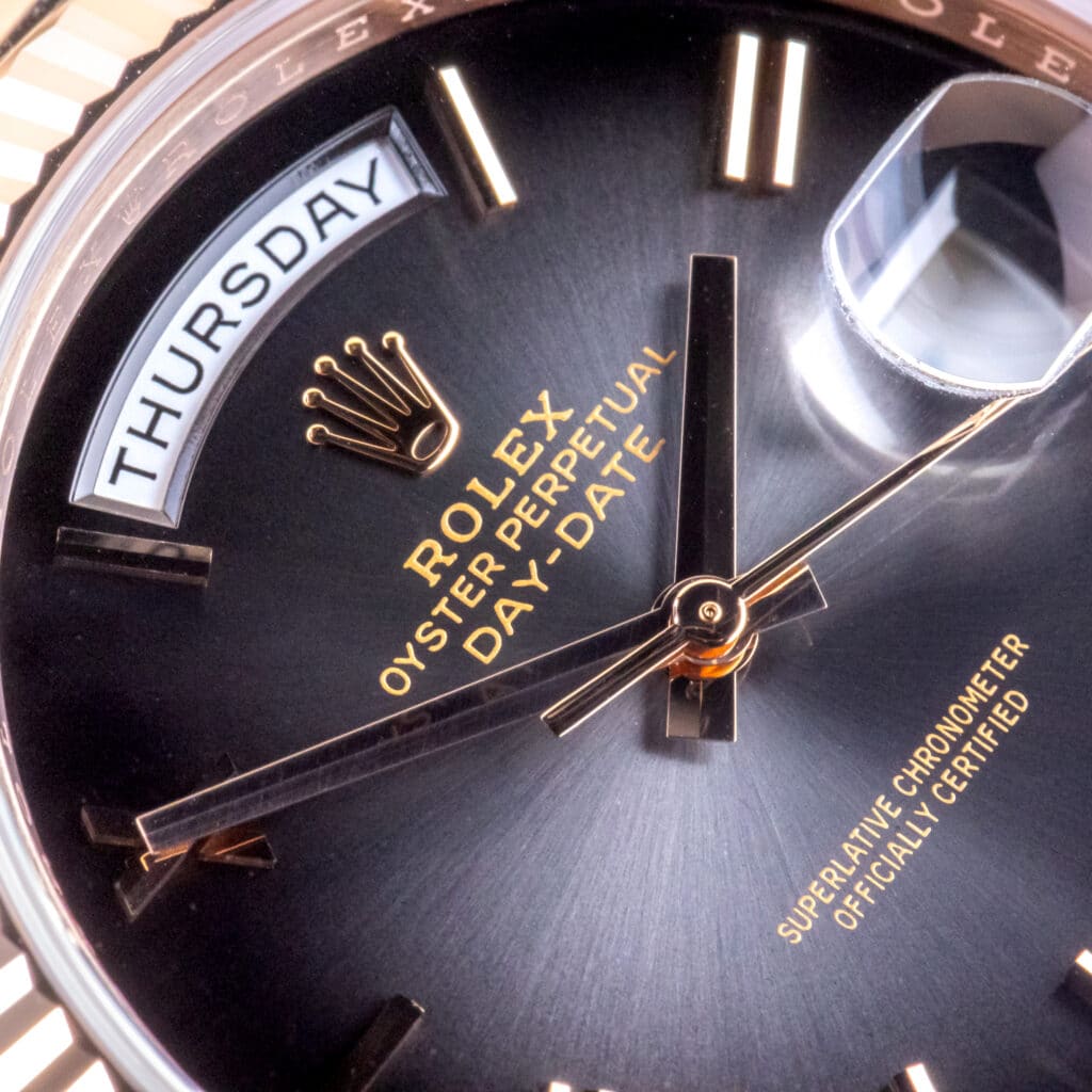 Alternative view of NEW Rolex Oyster Perpetual Day-Date Grey Ombre 228235 2026 (Vollständiger Satz)
