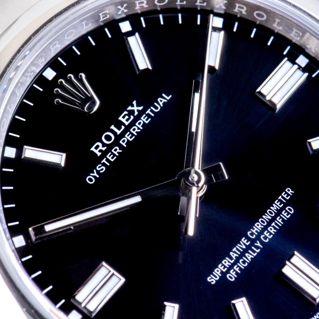 Alternative view of Rolex Oyster Perpetual Black 126000 2025 (Vollständiger Satz)